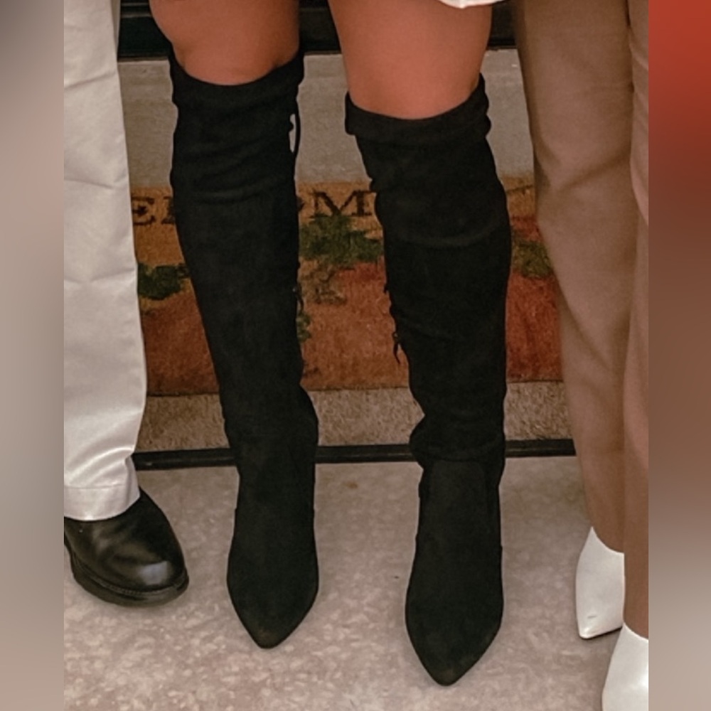 Elegant Black Over-the-Knee Boots